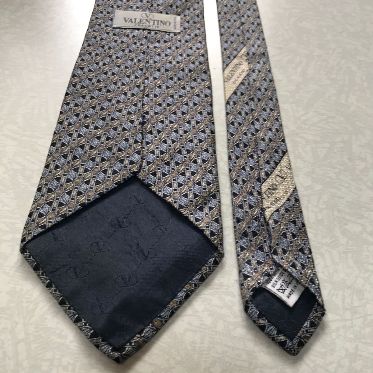 VALENTINO CRAVATTE ヴァレンティノ ネクタイ イタリア製 ブランド