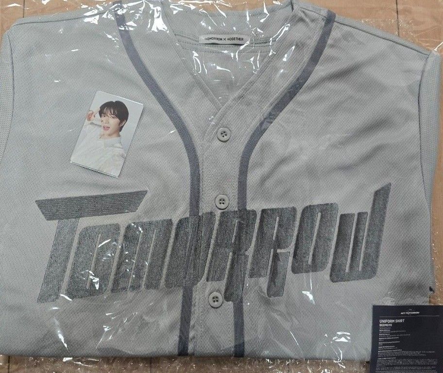 txt act tomorrow ボムギュ ユニフォームシャツ uniform shirt 新品