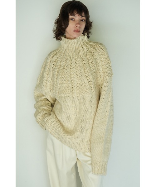 CLANE（クラネ）の「CLANE/クラネ/CHUNKY CABLE HAND KNIT TOPS