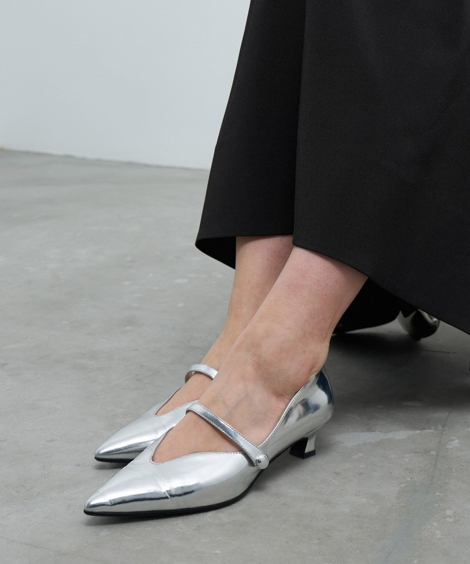 ポインテッドトゥパンプス|LANVIN en Bleu | LANVIN en Bleu
