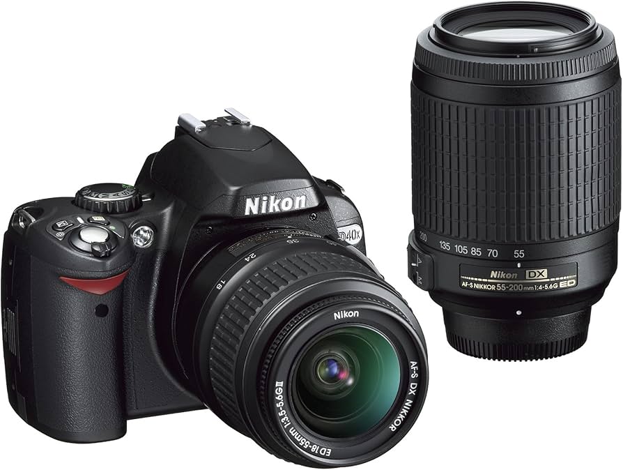 Amazon Canada: Nikon D40X DSLR Camera with 18-55mm f/3.5-5.6G ED