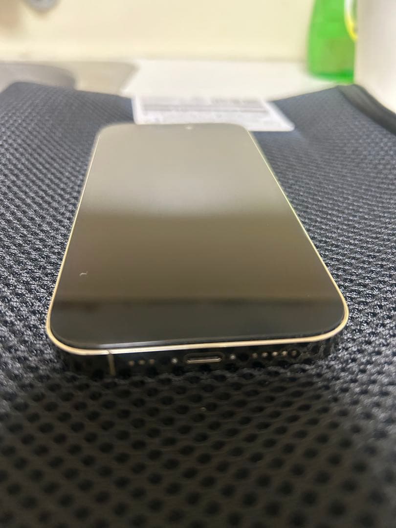 Apple iPhone 14 Pro 256ギガ シルバー 本体 eSIM