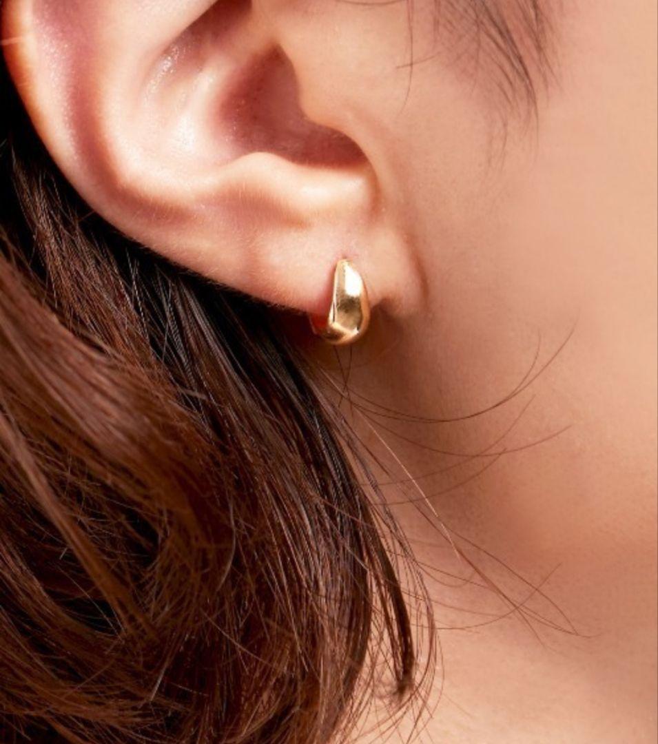「anq.」K10・ルナ リトルピアス(片方だけ) anq.】K10・ルナ リトルピアス | KU-CROISSANT 公式オンラインストア