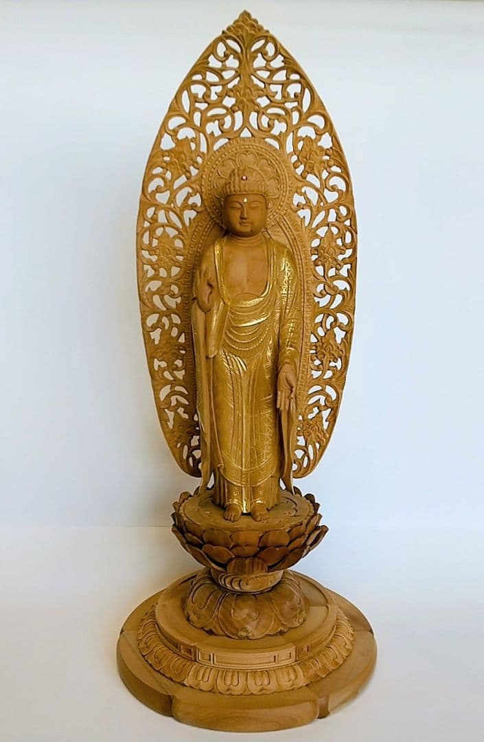 阿弥陀如来立像 5寸 #660 円台座 宝相華唐草 透彫り◆白檀 木彫 仏像 天台宗】柘植製 阿弥陀如来(座像/2.5寸) 六角台座 唐草光背 仏像