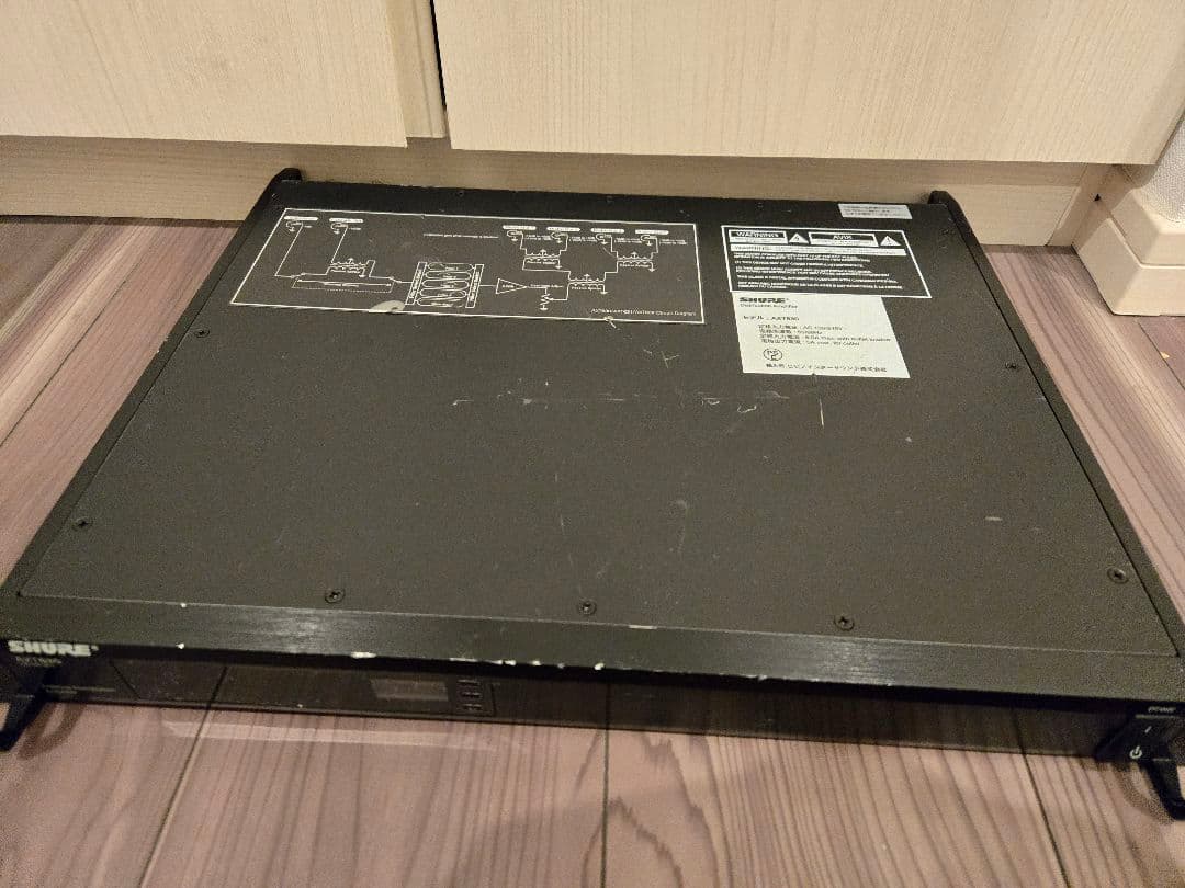 SHUREシュアDistributionAmplifier分配アンプAXT630