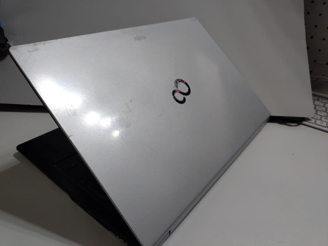 Fujitsu LIFEBOOK 13.3インチ ノートPCジャンク扱い - メルカリ