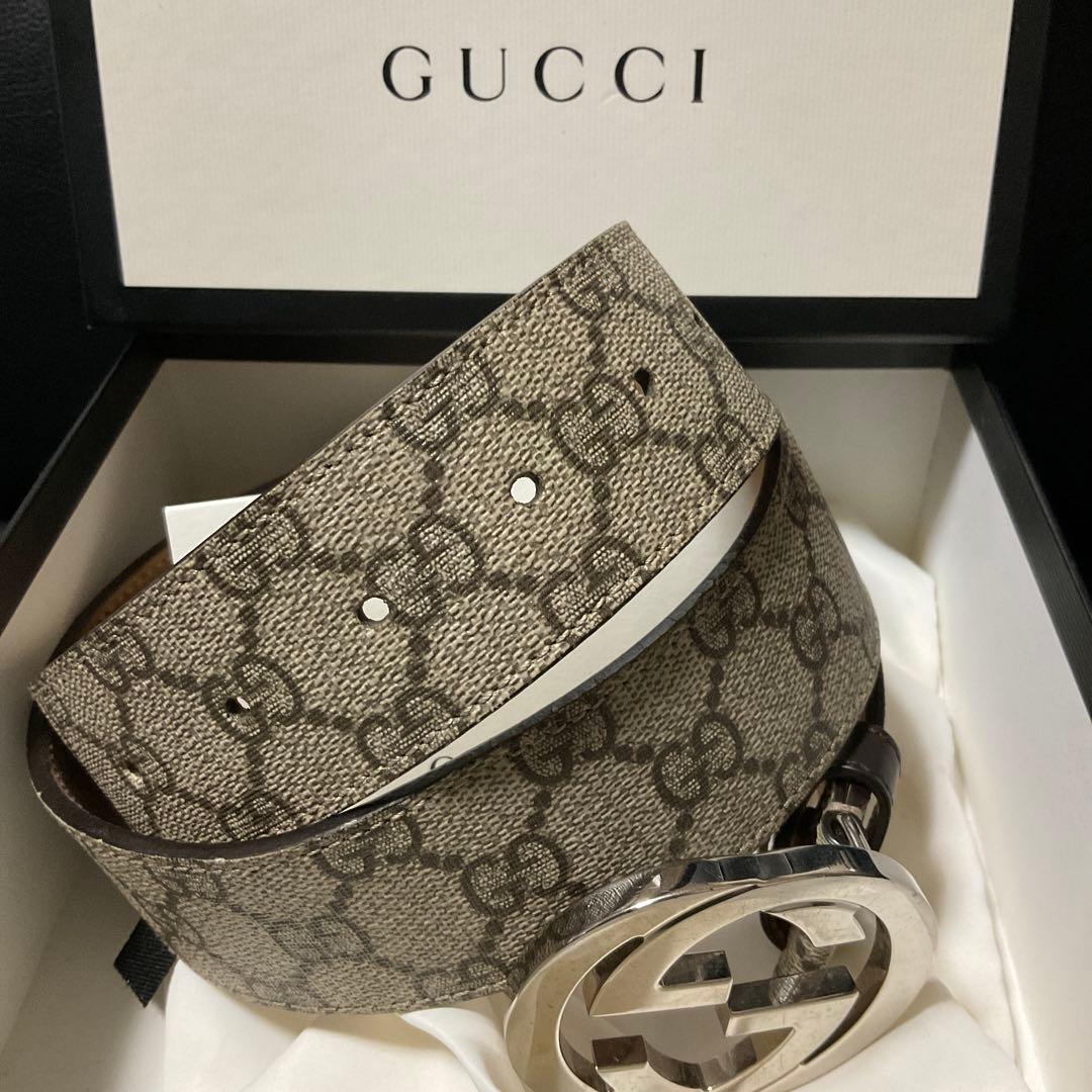 グッチ GUCCI GG スプリーム ベルト シルバー　モノグラム　金具メンズ グッチ GUCCI ベルト リバーシブル 回転バックル スクエアバックル GG