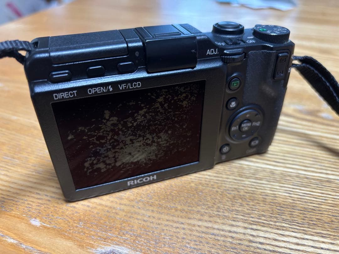 RICOH GXR （本体+P10レンズキット）