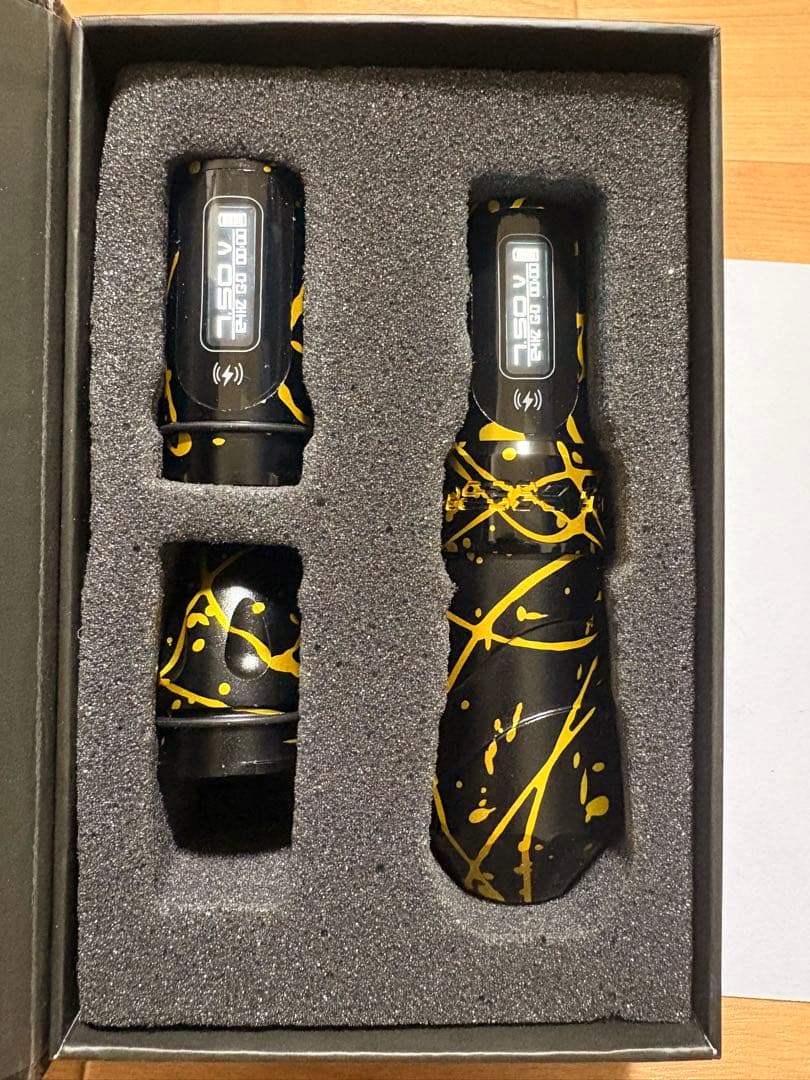 ワイヤレスタトゥーマシン アンビションゼットン卸売プロフェッショナルワイヤレスタトゥーペン