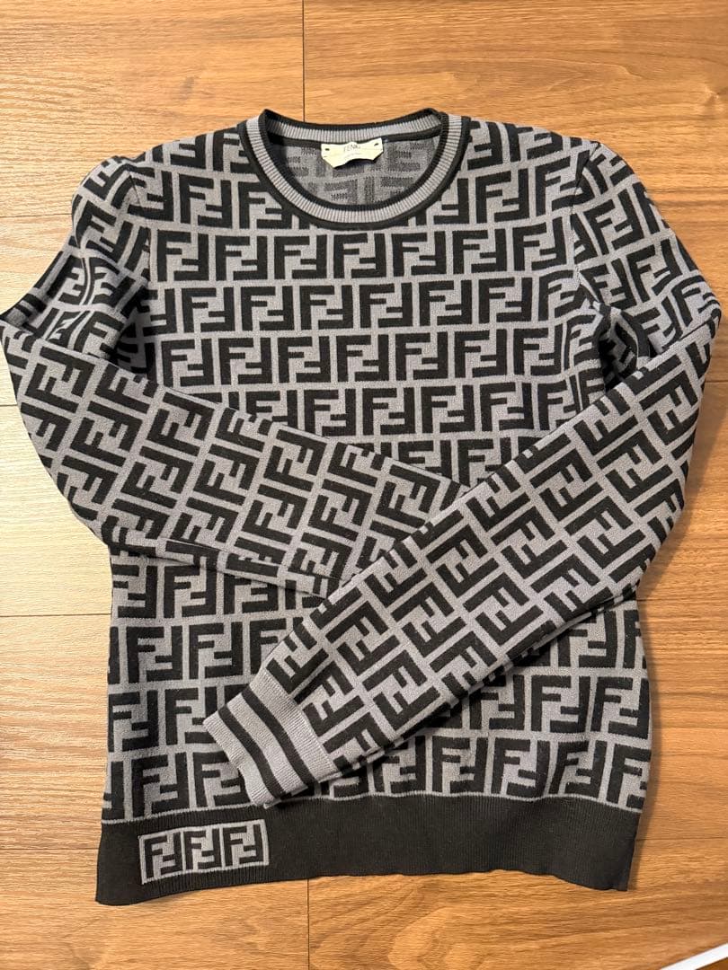 Fendiニットセーター フェンディ FENDI セーター FZZ466 A4GN F0UY7 トップス ロゴ ニット